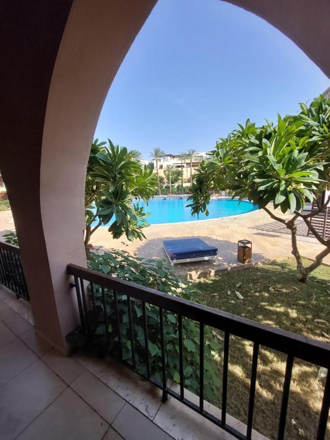 Ground Floor Apartment By Circular Pool In Talabay Aqaba Exteriör bild