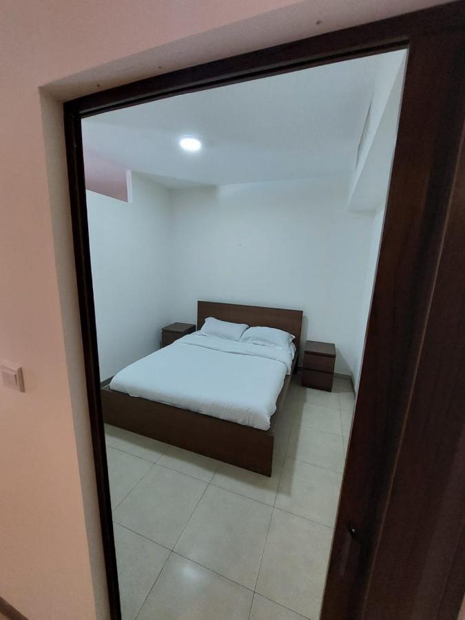 Ground Floor Apartment By Circular Pool In Talabay Aqaba Exteriör bild