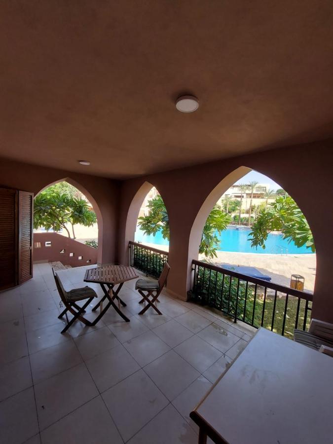 Ground Floor Apartment By Circular Pool In Talabay Aqaba Exteriör bild