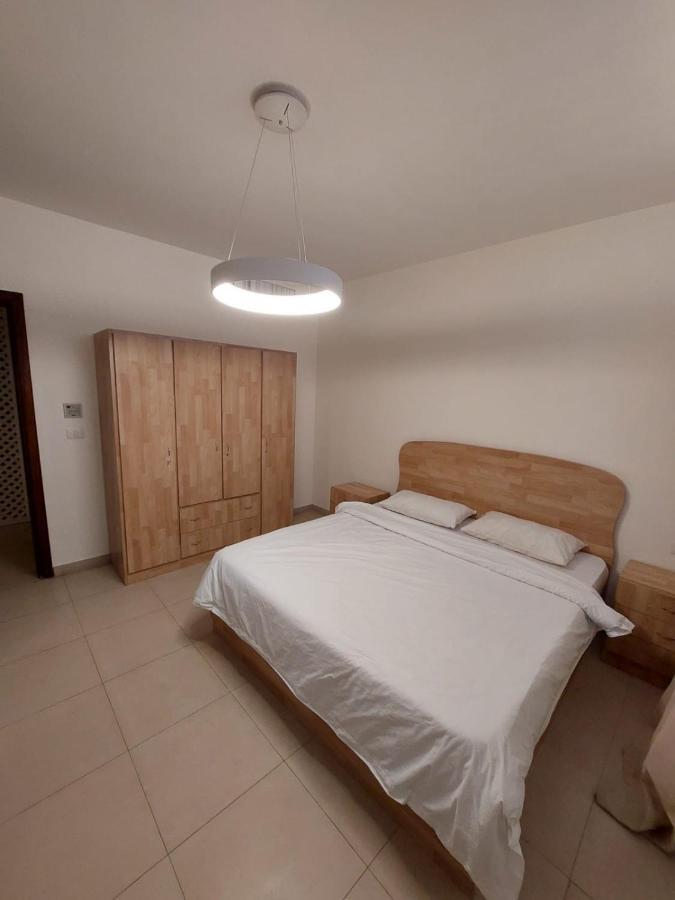 Ground Floor Apartment By Circular Pool In Talabay Aqaba Exteriör bild
