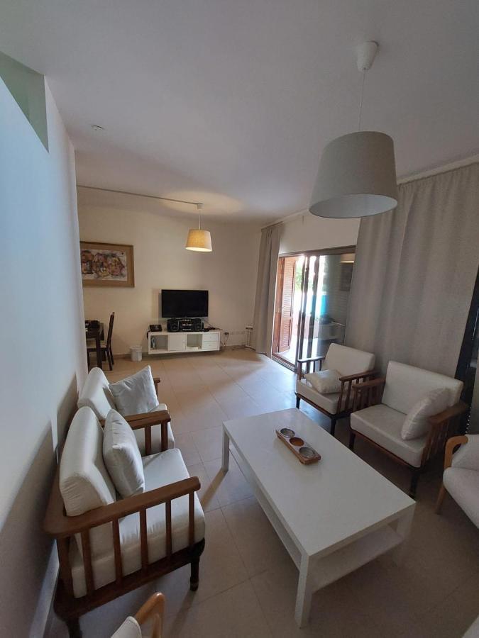 Ground Floor Apartment By Circular Pool In Talabay Aqaba Exteriör bild