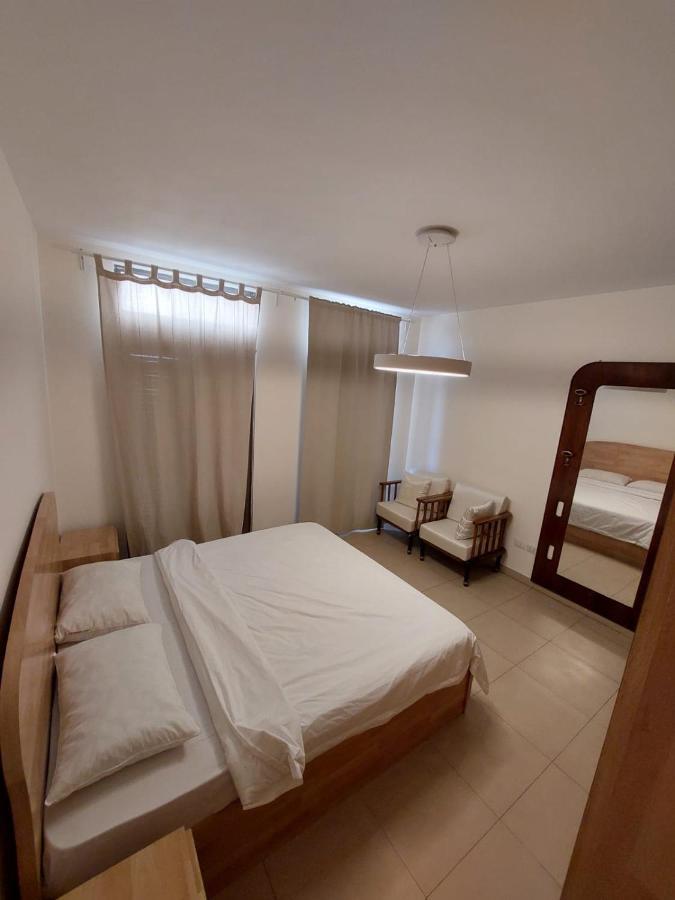 Ground Floor Apartment By Circular Pool In Talabay Aqaba Exteriör bild