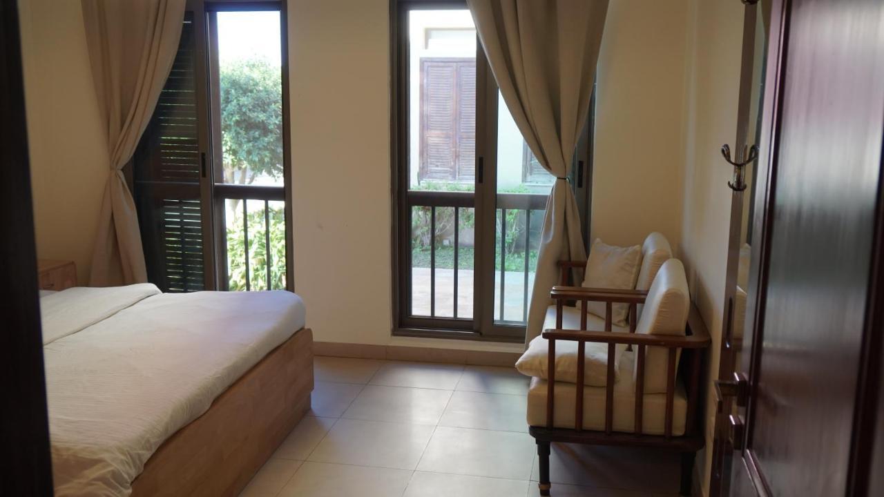Ground Floor Apartment By Circular Pool In Talabay Aqaba Exteriör bild